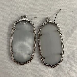 Kendra Scott Danielle earrings - silver & gray